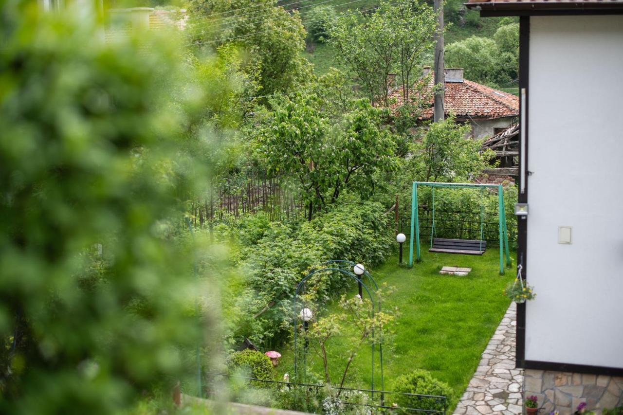 Guest House Rossy Trigrad Zewnętrze zdjęcie
